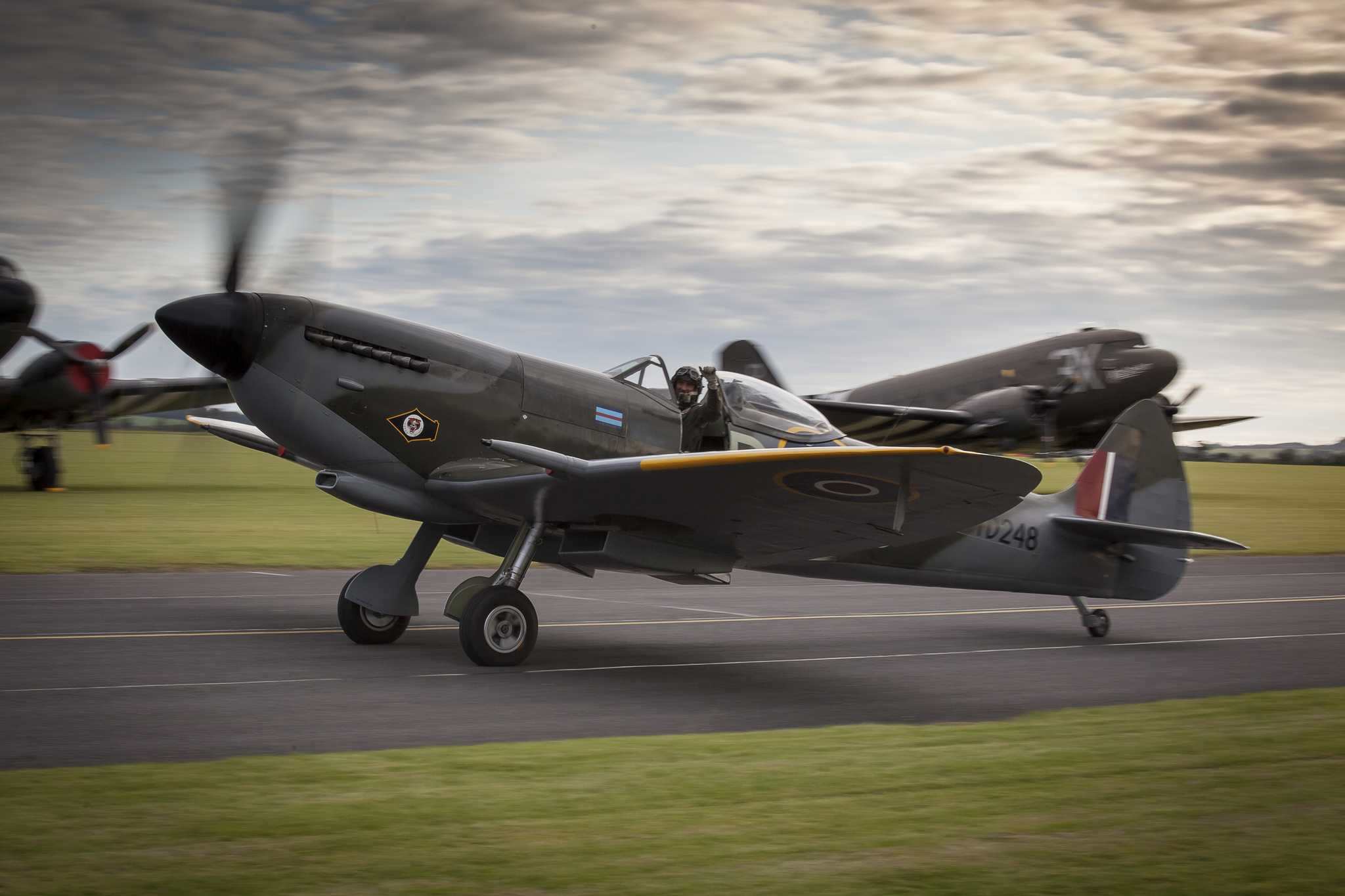 Spitfire pilot thumbs up